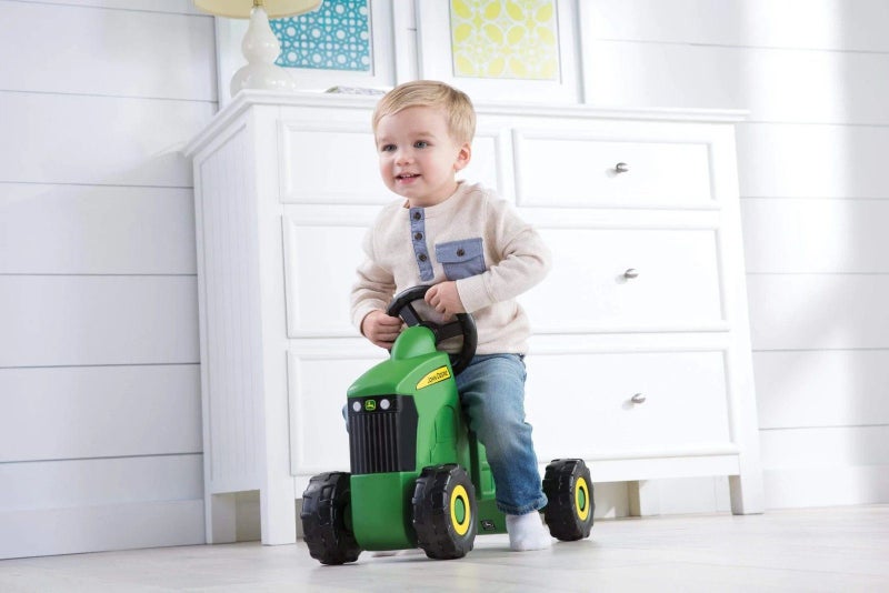John Deere: Sit N Scoot Tractor Ride On Carousel 2