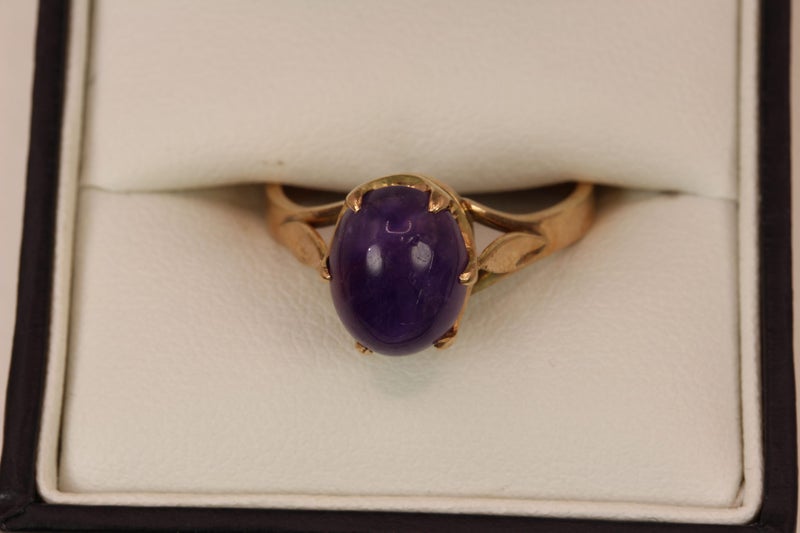 9ct Cabochon Amethyst ring Carousel 9