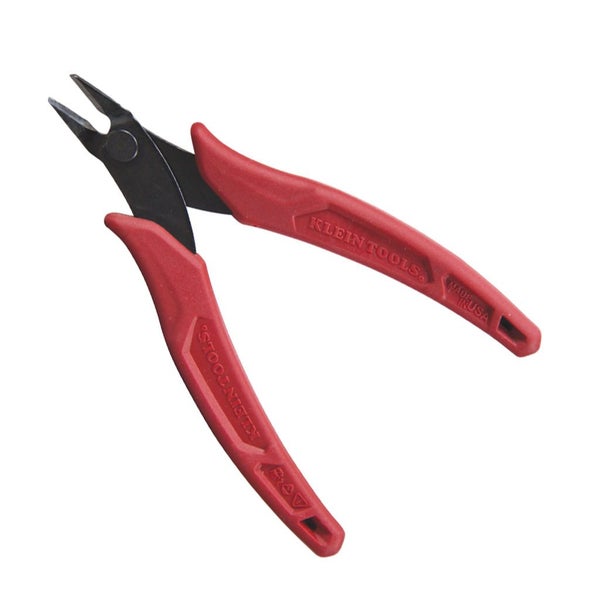 Klein Flush Wire Cutter Lightweight Cut up to 16AWG / 2mm Carousel 1