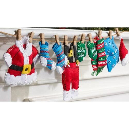 Bucilla Felt Garland Applique Kit - Santa's Laundry Carousel 1