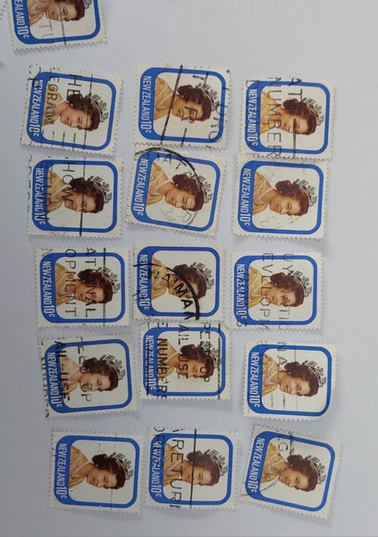 Used Queen Elizabeth II 10c stamps 15 pack Carousel 2