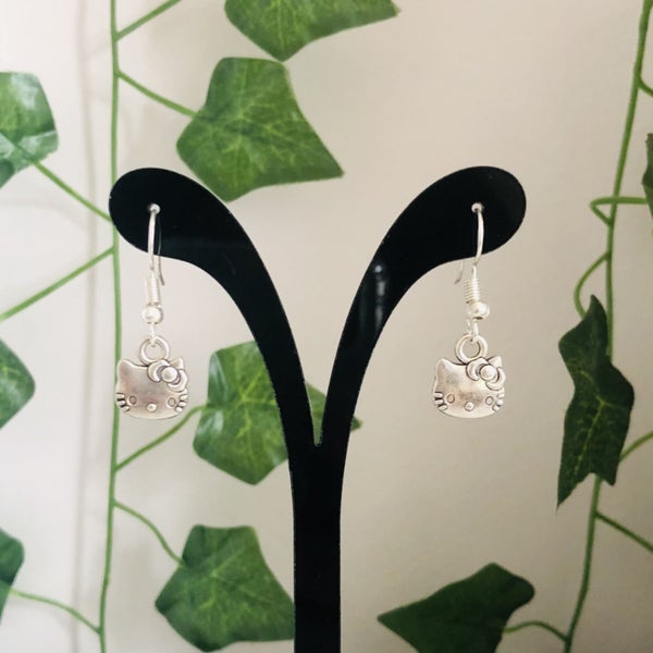 ^•^1 x Earrings - Danglies Sanrio Hello Kitty Pompompurrin Cinnamoroll Carousel 6