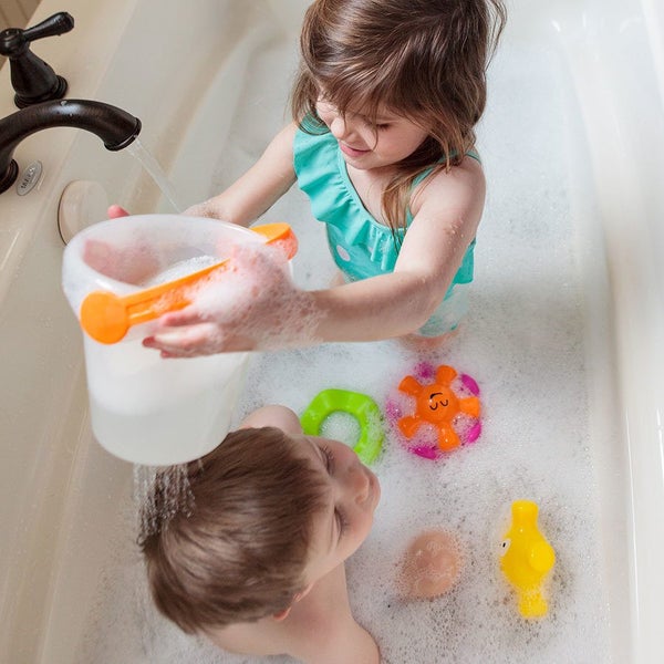 Fat Brain Toys: Pail Pals - Bath Toy Set Carousel 5