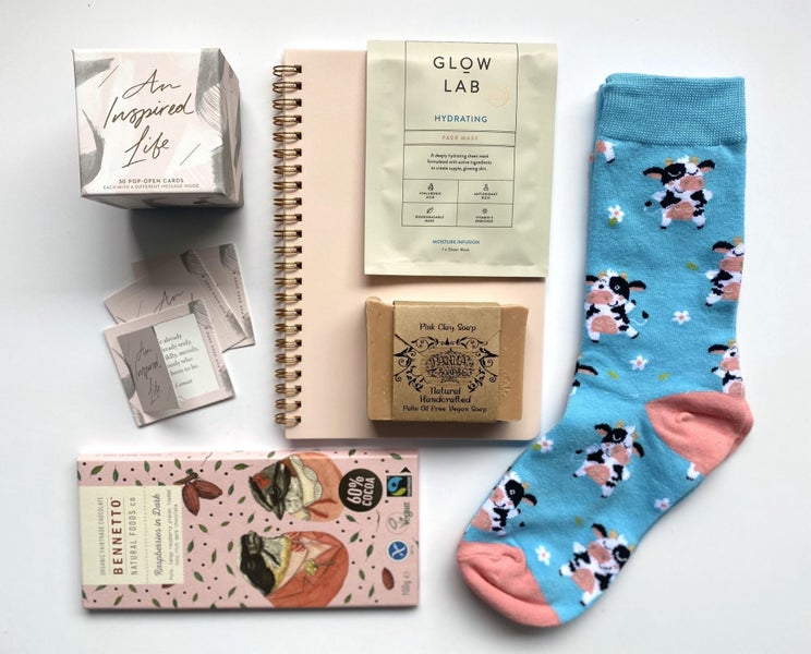 Lux gift box Carousel 1