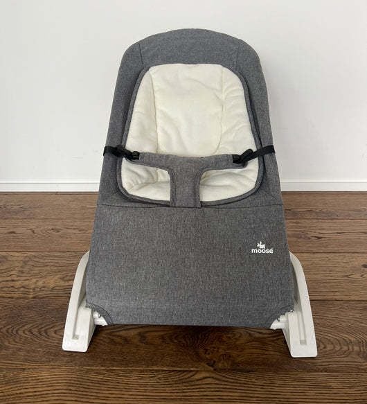 Moose Baby: Baby Bouncer Carousel 1