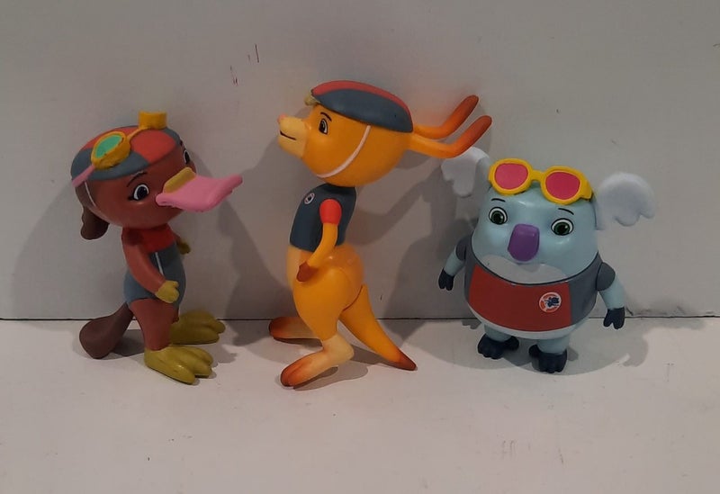 Kangaroo Beach Figurines ^ Carousel 2