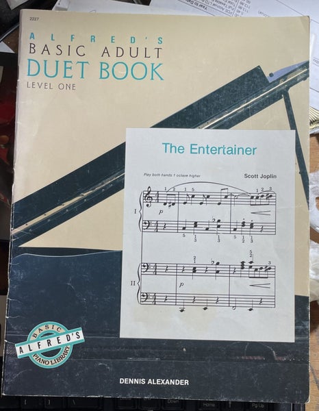 Alfred's Basic Adult Duet Book Level One Carousel 1