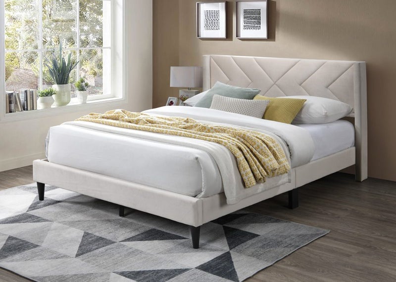 Queen Bed Carousel 1