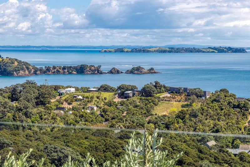 68 Hauraki Road, Oneroa, Waiheke Island, Auckland