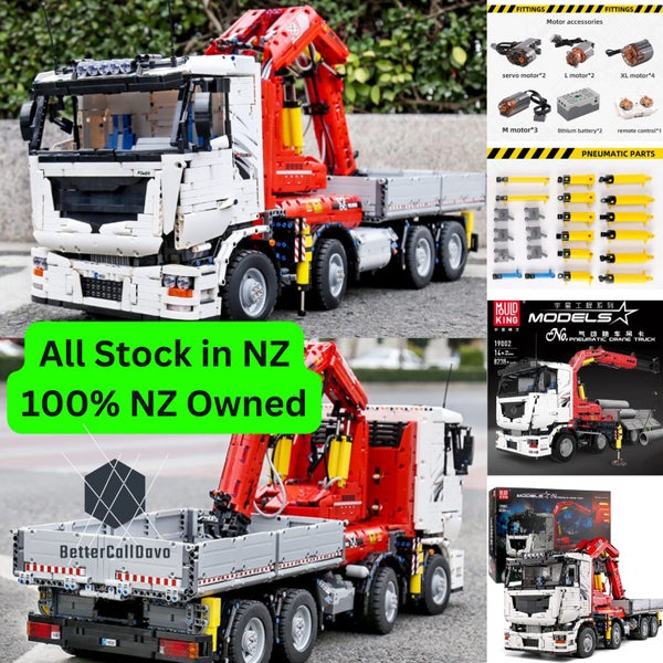 Red & White Pneumatic Crane Truck - 8239 piece - MouldKing: Technical - RC Model Carousel 1