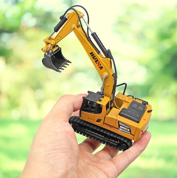 Die-cast Excavator Model Scale, 1:60, Huina 1810 YELLOW Carousel 1