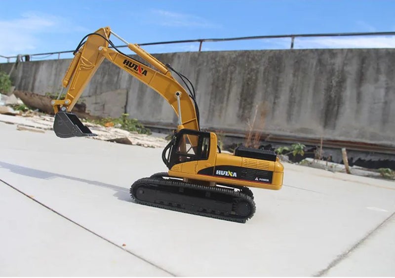 Die-cast Excavator Model Scale, 1:40, Huina 1910 YELLOW Carousel 1