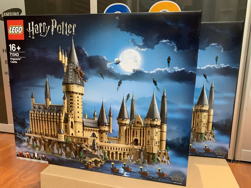 LEGO Harry Potter Hogwarts Castle 71043 Brand New + AfterPay Carousel 1