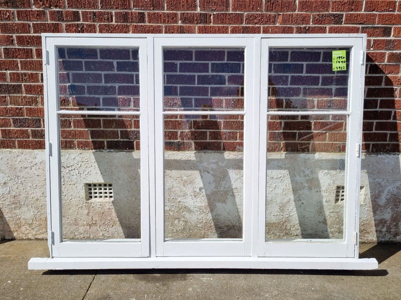 Wooden Window 1950 W x 1440 H [#3922] Carousel 1