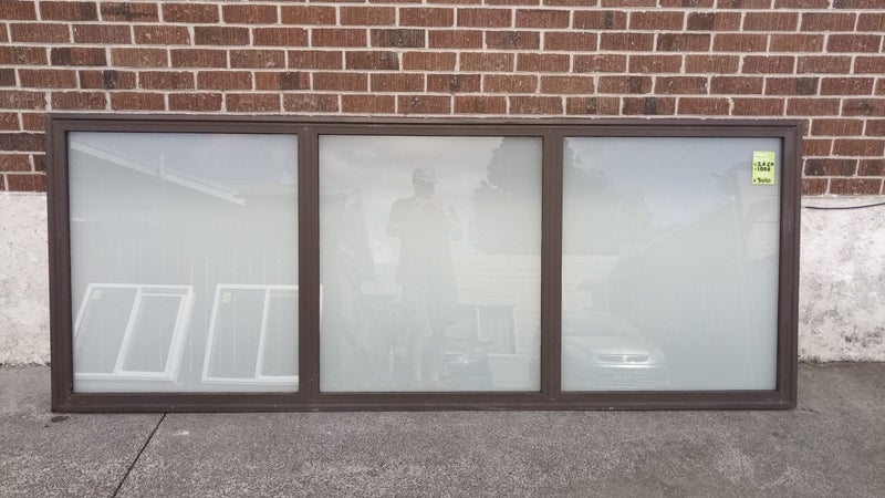 Aluminium Window 2620 W x 1000 H [#3010] Carousel 1