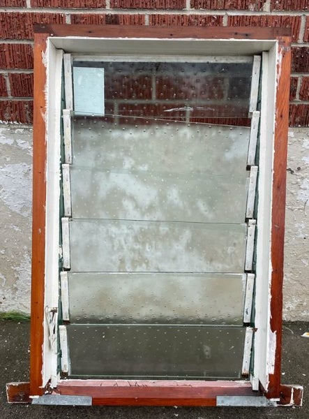 LOUVRE Wooden Window 610 W x 1000 H [#2332] Carousel 3