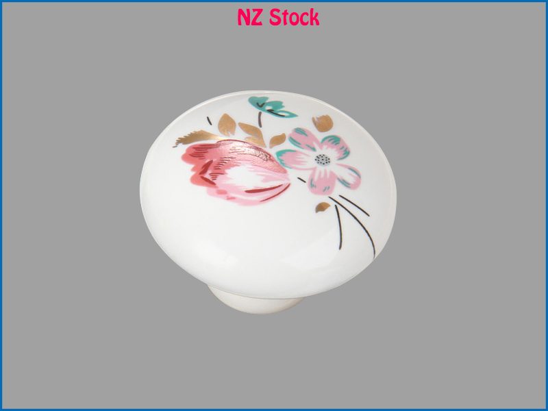 Knob Handle Carousel 1