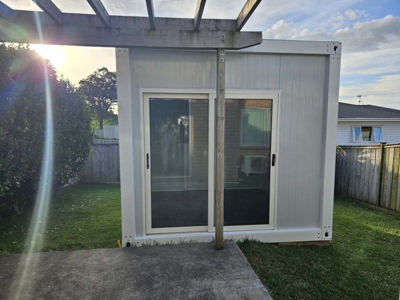 4*3m CLASSIC PORTABLE SELF-CONTAINED UNIT / CABIN / TINY HOUSE / SLEEPOUT / SHED Carousel 2