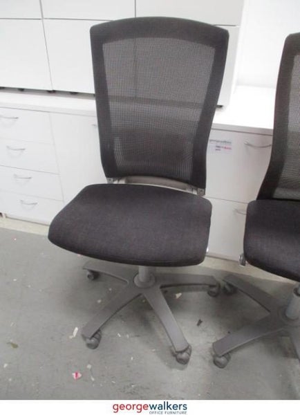 PR5058 - Grey Formway Life Chair Carousel 5