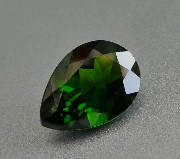 2.03CT EXQUISITE BIG PEAR CUT 100% NATURAL CHROME GREEN DIOPSIDE Carousel 1