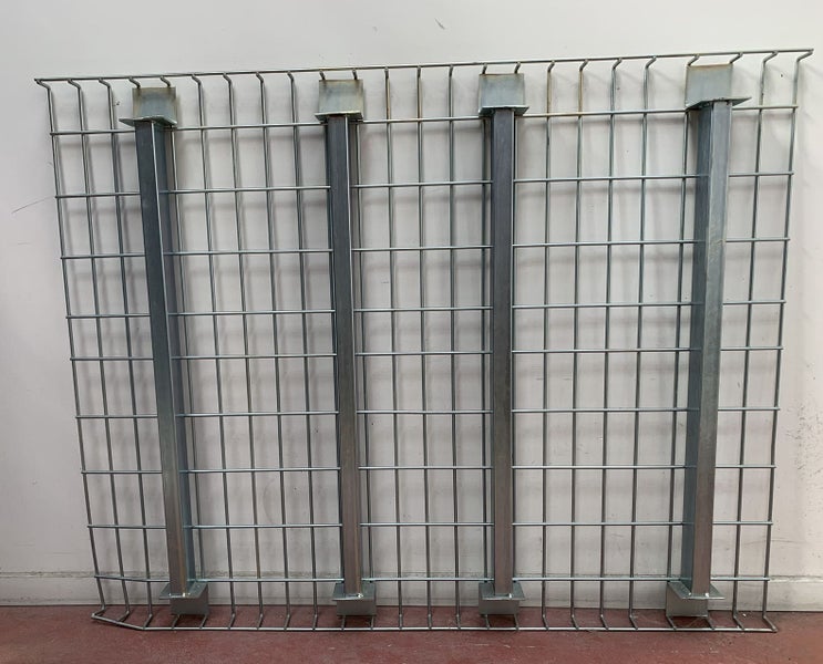 Heavy duty Wire Mesh Shelves for Pallet Racking (carry capacity 1000kg) Carousel 1