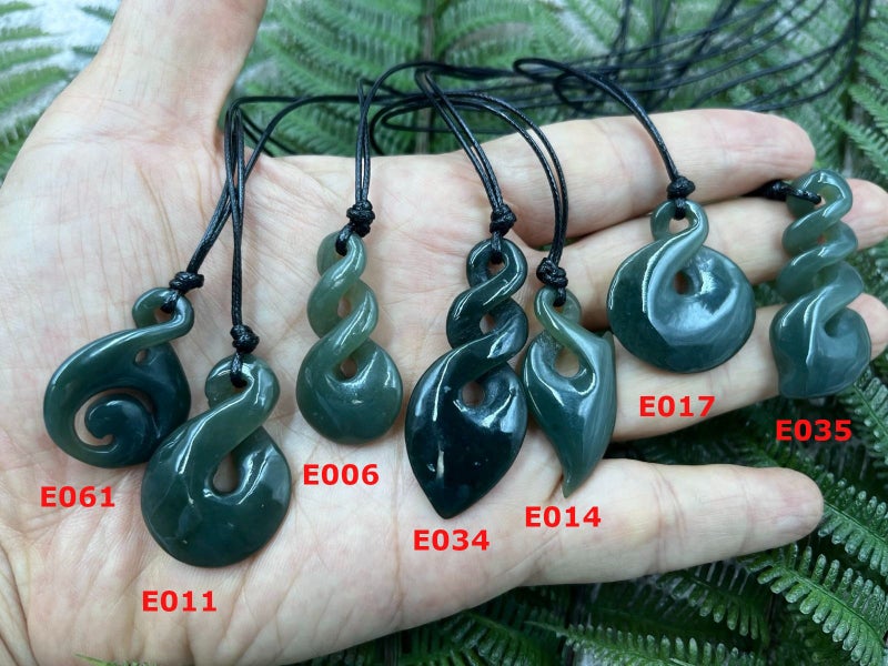 Greenstone Nephrite Jade Twist Carousel 1