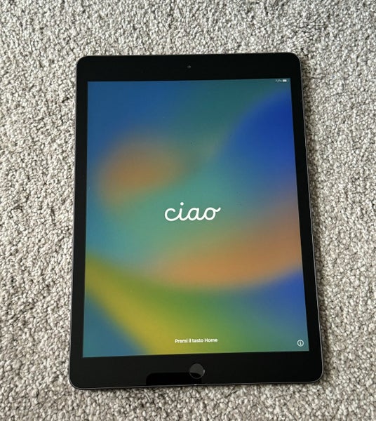 iPad 8 128GB Wifi Carousel 1
