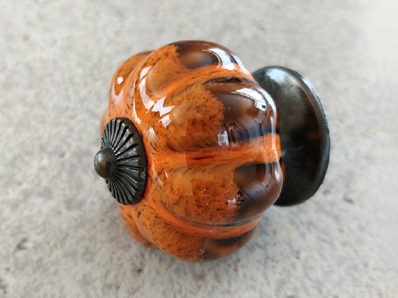 Knob Handle Carousel 2