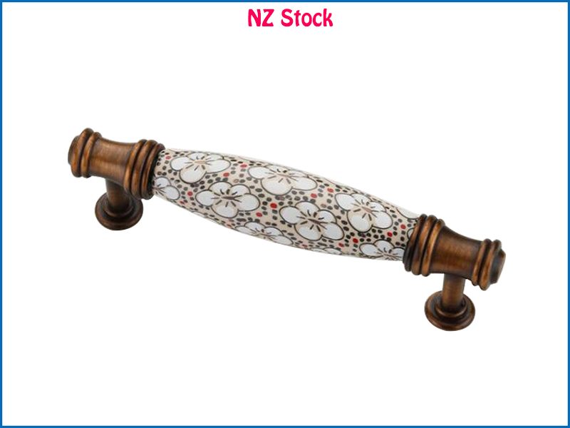 Handle Carousel 1