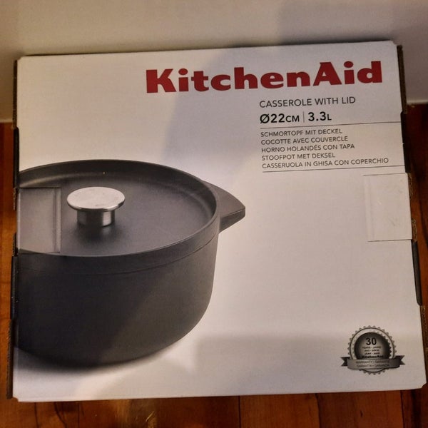 New KitchenAid casserole with Lid, 22cm Carousel 1