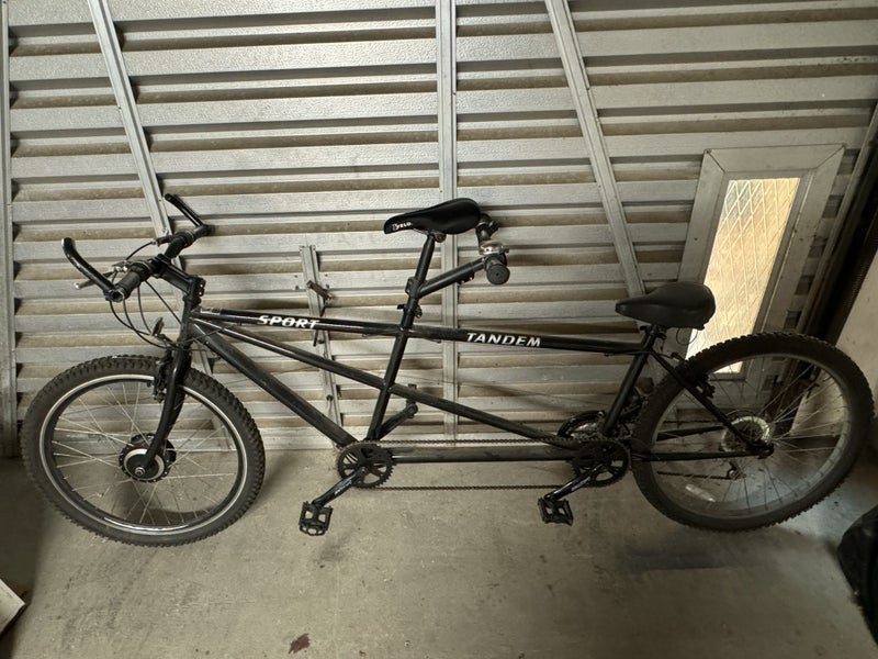 Tandem bicycle Carousel 1