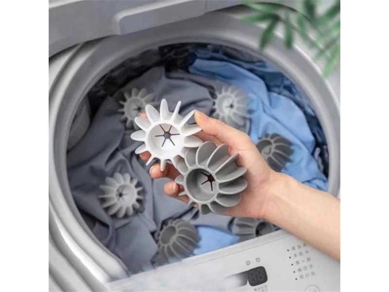 1/3/5Pcs Silicone Laundry Ball Clothes Stain Removal And Knot Prevention Carousel 2