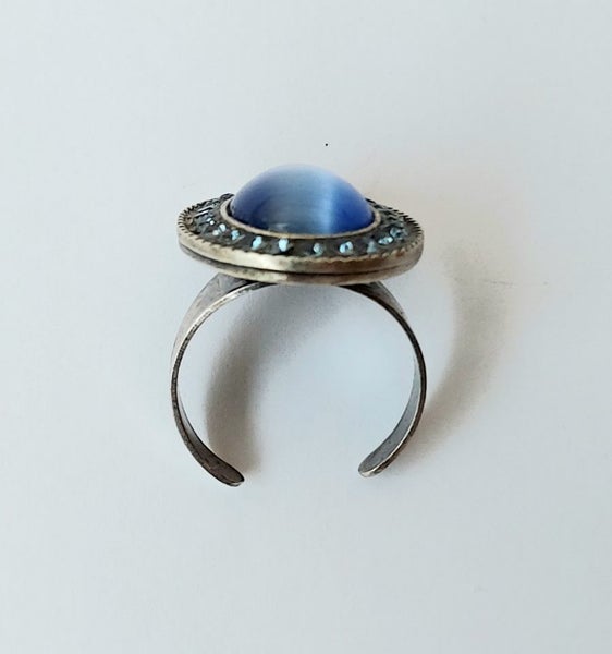 Cats Eye and Crystal Pewter Ring - Cornflower & Denim Blue Carousel 3