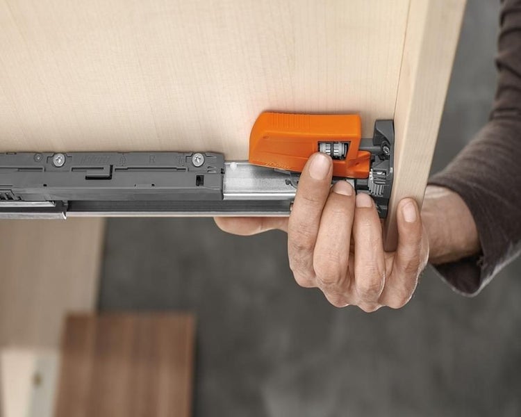 Soft Close Movento Blum drawer runner 550 Carousel 2
