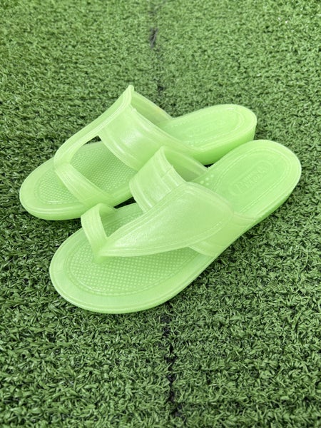 Brand new!! Kid's Sandals "Gyosan" Night light GREEN size UK 2L (JP 21cm) Carousel 2