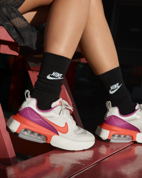 Nike SW Everyday Essential Crew Socks 3pk - (SK0109 010 / DX5025 010) - F Carousel 3