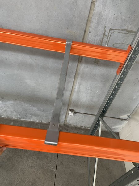 Pallet Racking - Shelf Support Bar Carousel 2