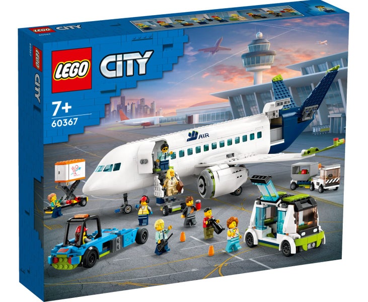 LEGO City: Passenger Aeroplane - (60367) Carousel 5