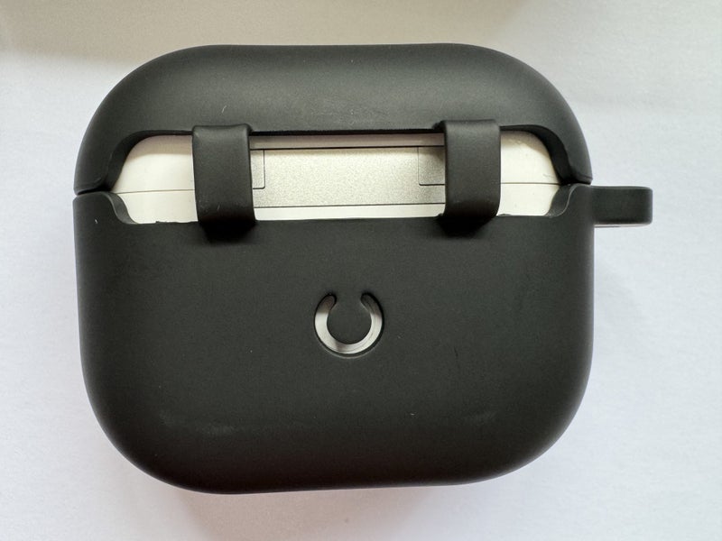 Apple AirPods (3rd Gen) with MagSafe Charging Case USED in Brand New Condition Carousel 2