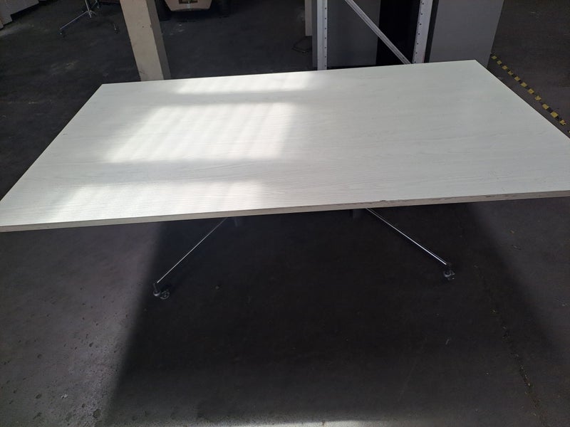 Flip Table-Gray Carousel 1