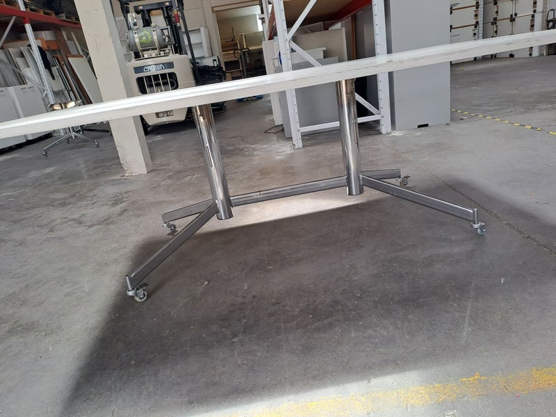 Flip Table-Gray Carousel 2