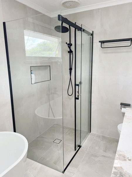 Frameless Shower Rectangle 1200wx900dx1950h Glass+Tray+Liner Nano Coating $1150 Carousel 2