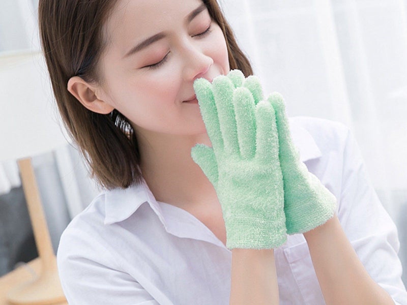 1 X Moisturizing Gloves and Socks Set with Gel Lining - Green Carousel 2