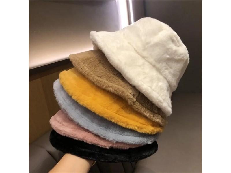 Bucket Hat Carousel 1