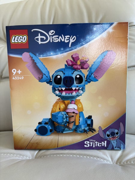 LEGO Disney 43249 - Stitch ~Ping & Afterpay~! Carousel 1
