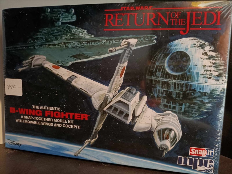 Starwars - B Wing Fighter - SNAP-it Model- MPC model kit Carousel 1