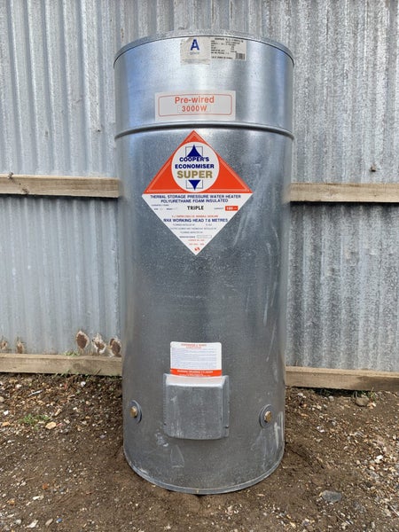 Super Economiser LP 180 LTRS 2004 Carousel 1