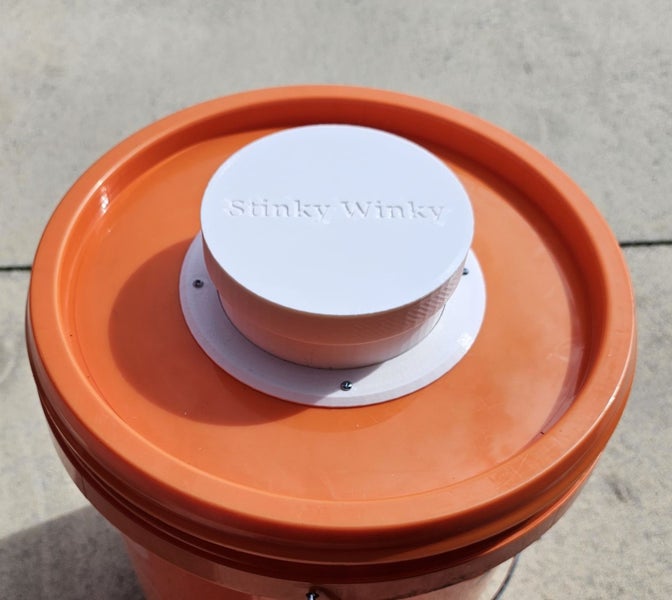 STINKY WINKY Baby nappy disposal unit (CLICK to see photos) Carousel 1