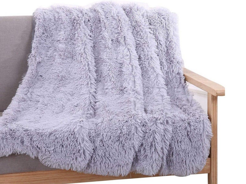160x200cm Super Soft Faux Fur Throw Blanket Double-Sided Shaggy Blanket - Grey Carousel 4