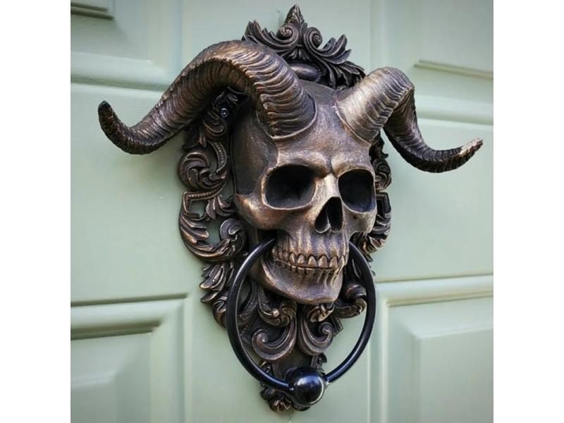 Hell Demon Horned Skull Door Knocker Retro Skeleton Head Gothic Resin Stant Carousel 1